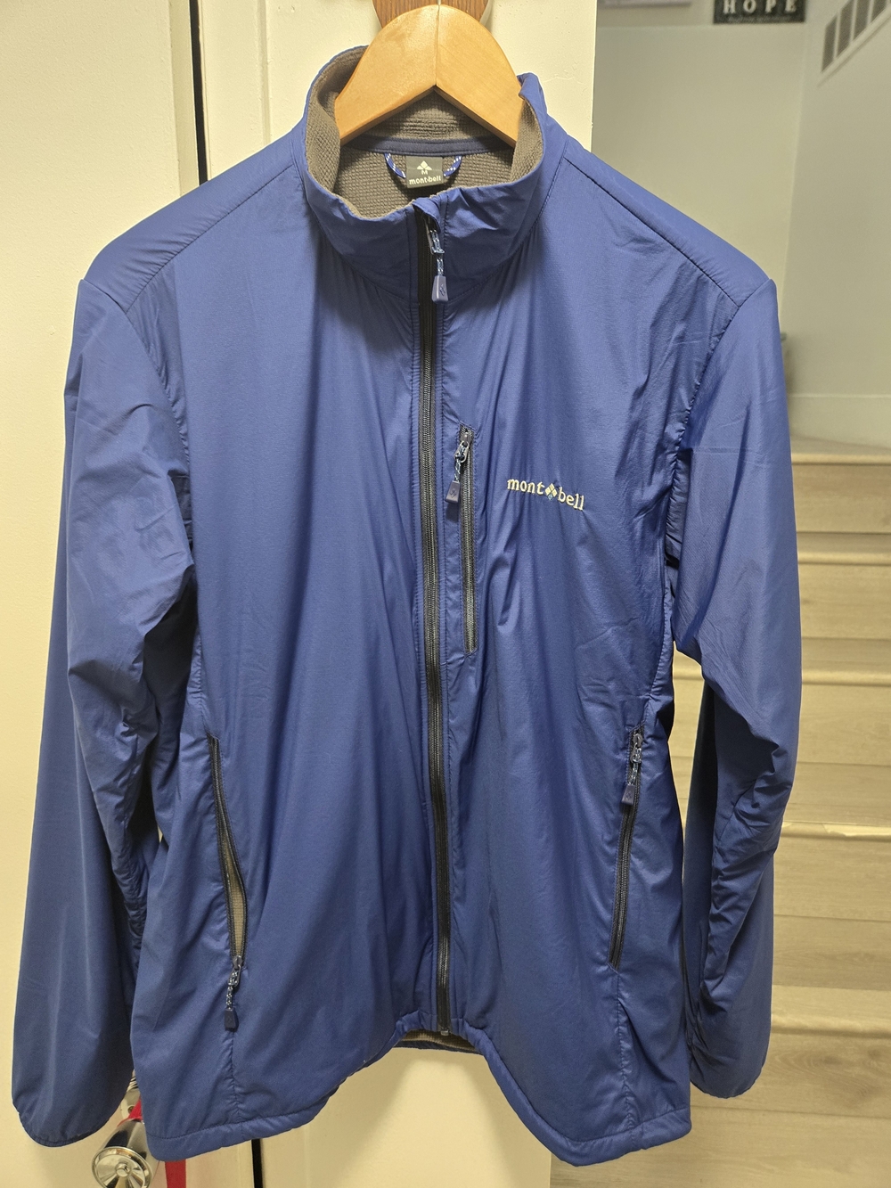 Montbell Men's Climaplus Lightweight Shell Jacket Size M